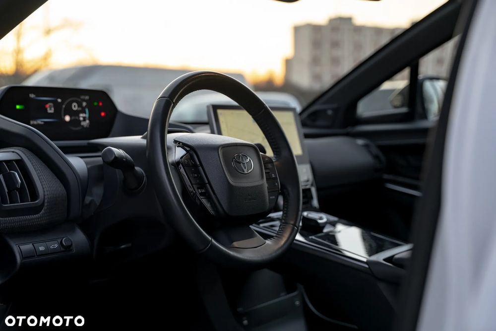 Toyota bZ4X 71.4kWh Executive - 4