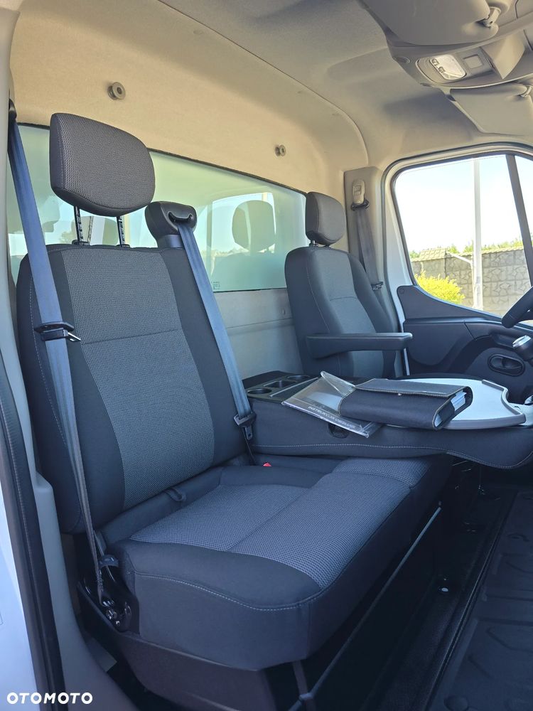 Renault MASTER TYLNA OŚ BLIŻNIACZA 7 PALET IGLOOCAR Carrier XARIOS 350 -29*C +29*C 230V POSTOJOWE PODŁONCZENIE SALON POLSKA 154 Tyś Km SERWIS ASO RENO DO OSTATNIEGO Km STAN JAK NOWY - 38