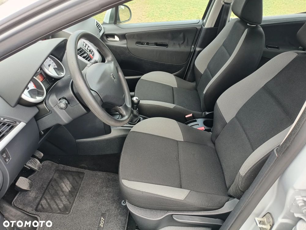 Peugeot 207 75 Tendance - 11