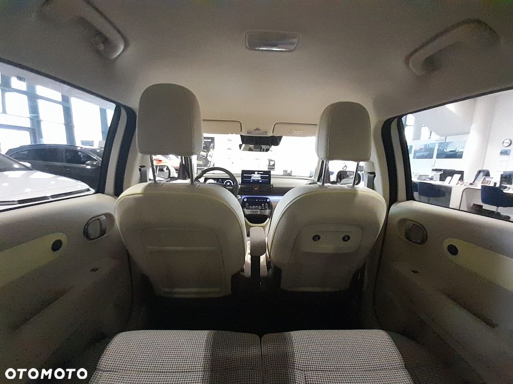 Hyundai Inster 49kWh Smart - 17