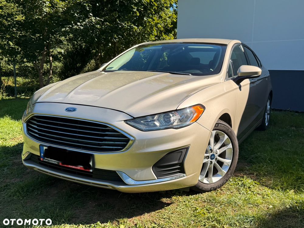 Ford Fusion - 2