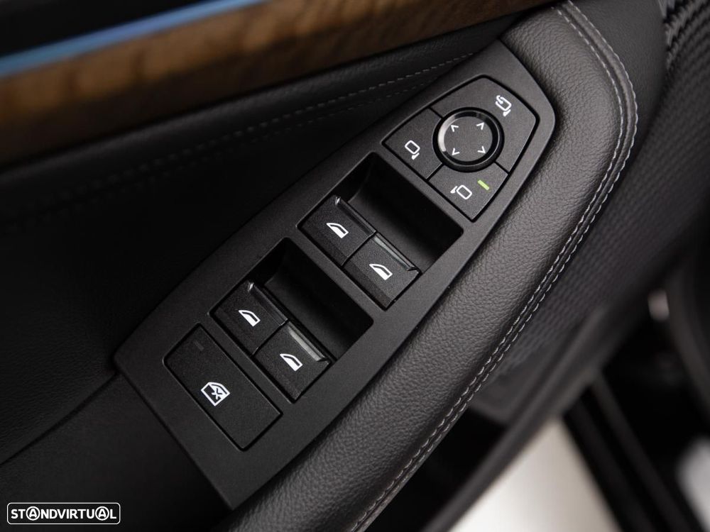 BMW 218 Active Tourer i Aut. Luxury Line - 14