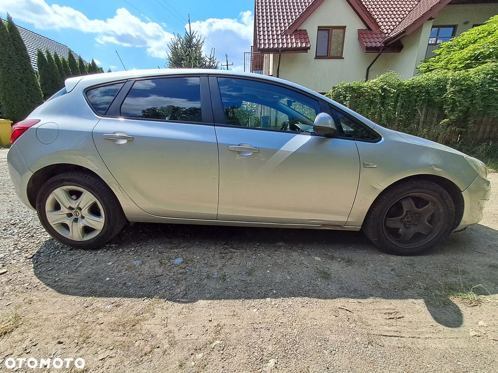 Opel Astra 2.0 CDTI DPF Automatik Cosmo - 18