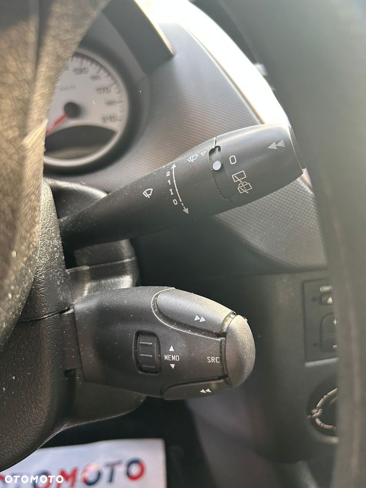 Peugeot 206 60 Filou - 9