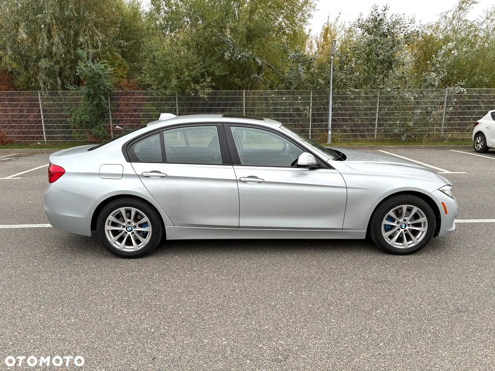 BMW Seria 3 320i Luxury Line - 5
