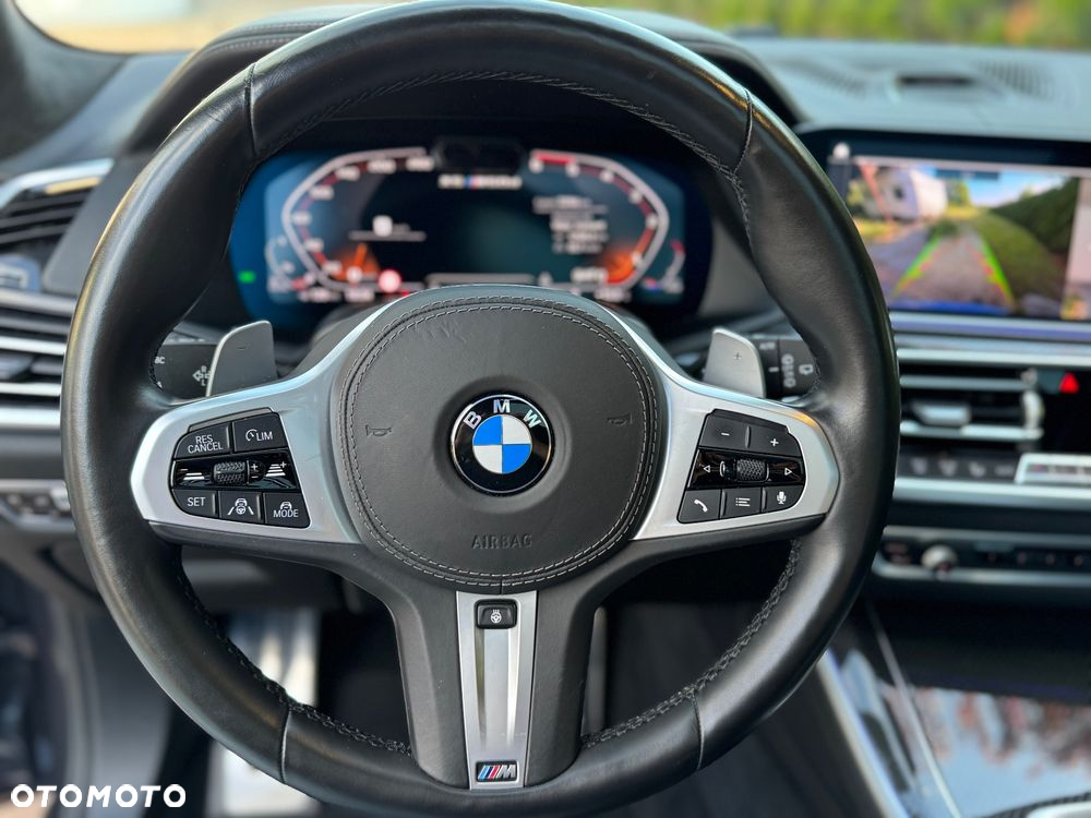 BMW X5 M M50d - 29