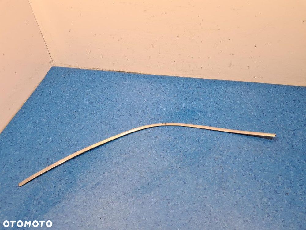 FIAT CROMA II LIFT LISTWA OZDOBNA SZYBY KAROSERYJNEJ PRAWY TYŁ CHROM - 1