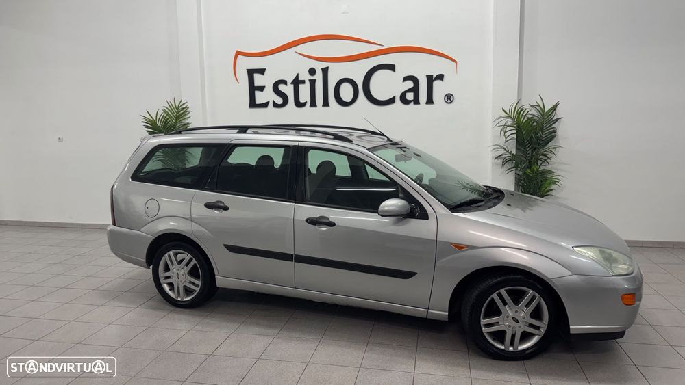 Ford Focus SW 1.8 TDdi Ghia - 3