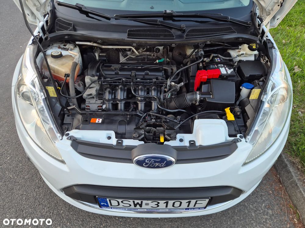 Ford Fiesta 1.25 Titanium - 31