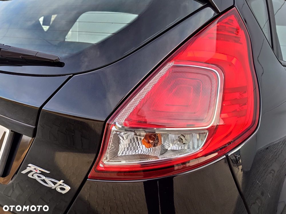 Ford Fiesta 1.4 Trend - 25