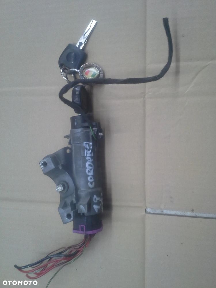 Seat Cordoba II 1.9 TDi 130KM zestaw startowy komputer 0281011217  038906019LA immo stacyjka klucze i inne - 12
