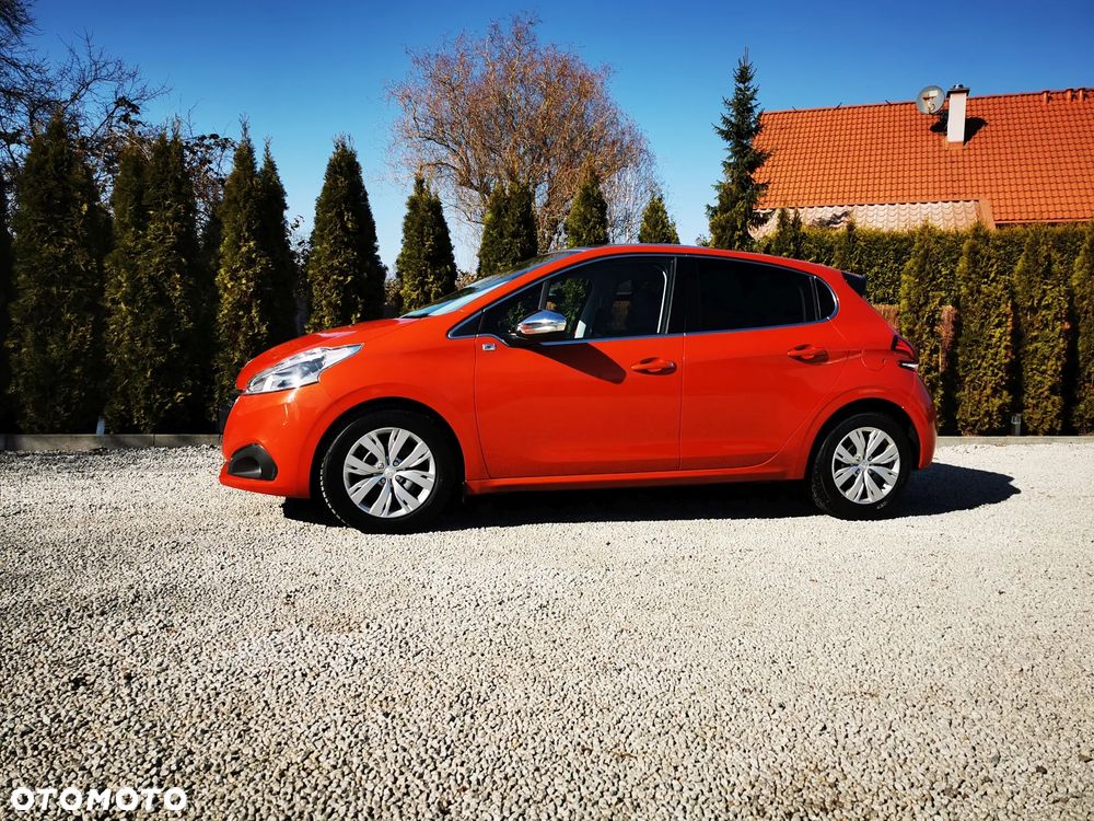 Peugeot 208 Blue-HDi 100 Stop&Start Style - 14