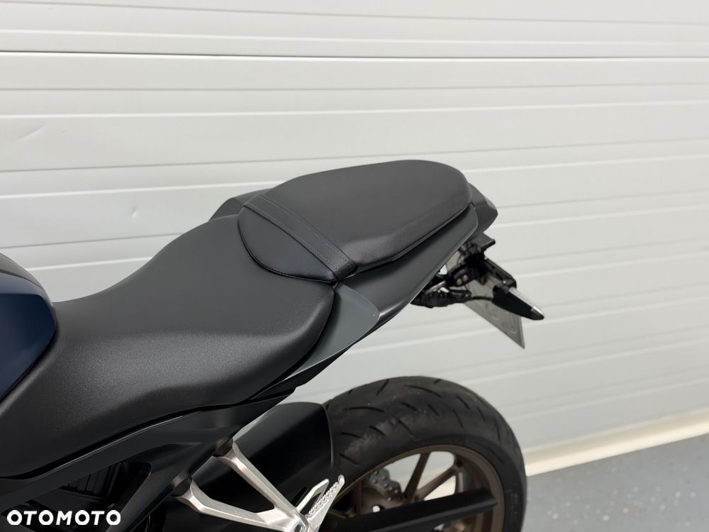Honda CB - 24