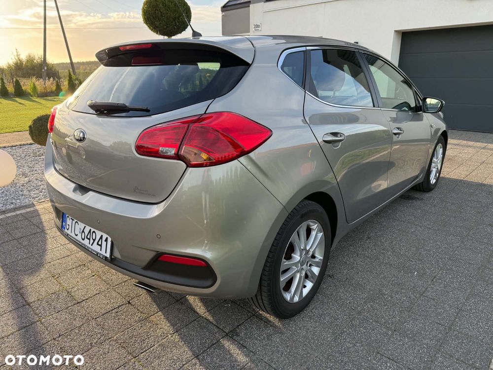 Kia Ceed - 5