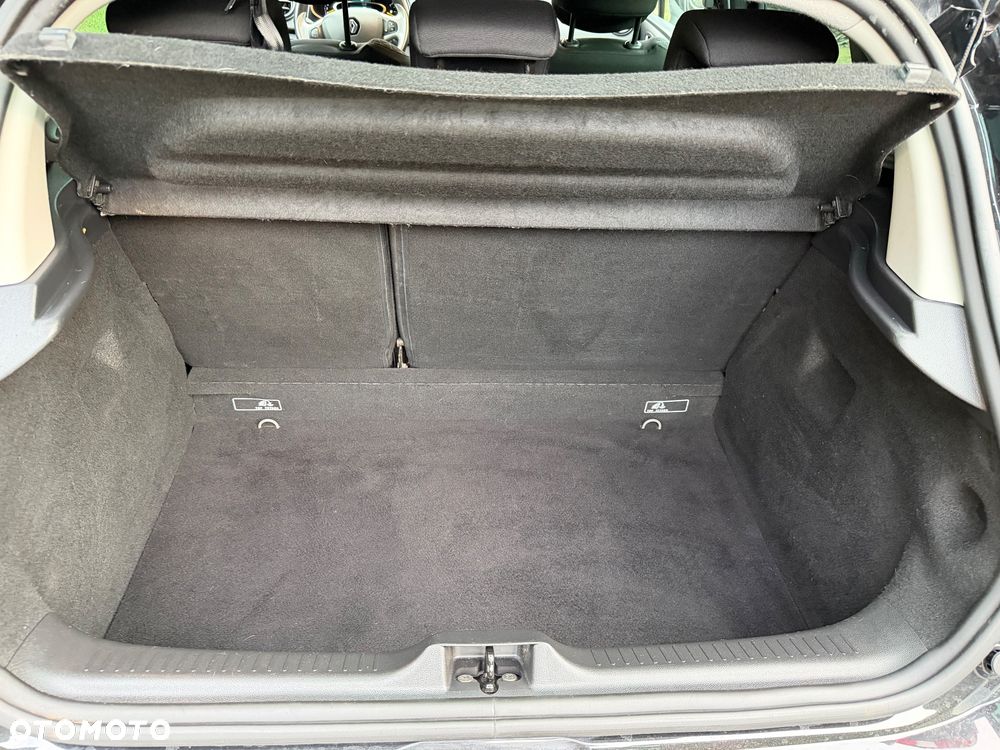 Renault Clio - 10