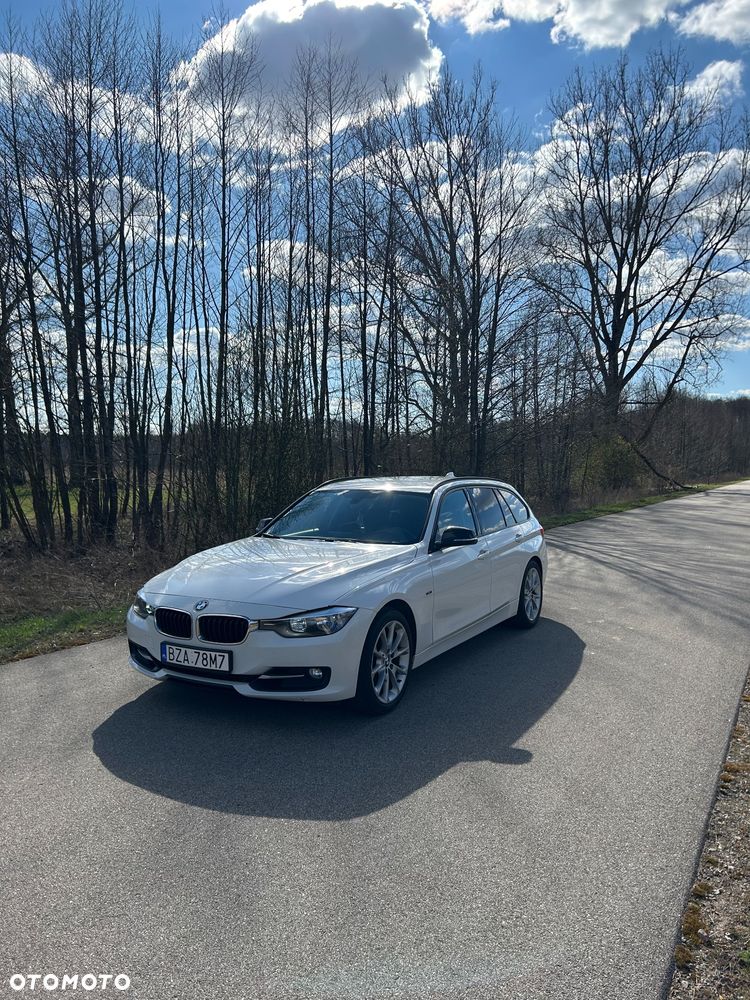 BMW Seria 3 330d Sport Line - 12