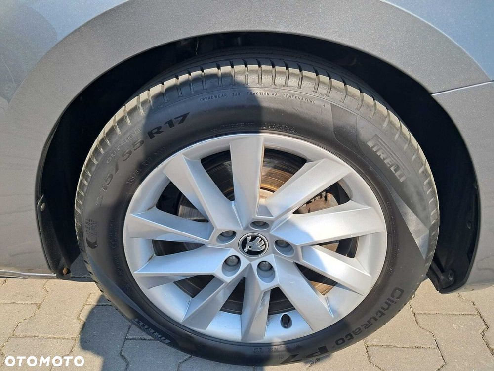 Skoda Superb 2022 photo 4
