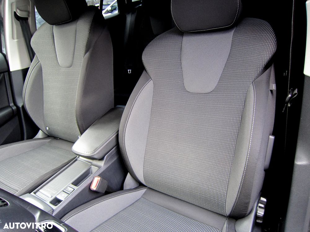 Skoda Octavia 2.0 TDI DSG Ambition - 23