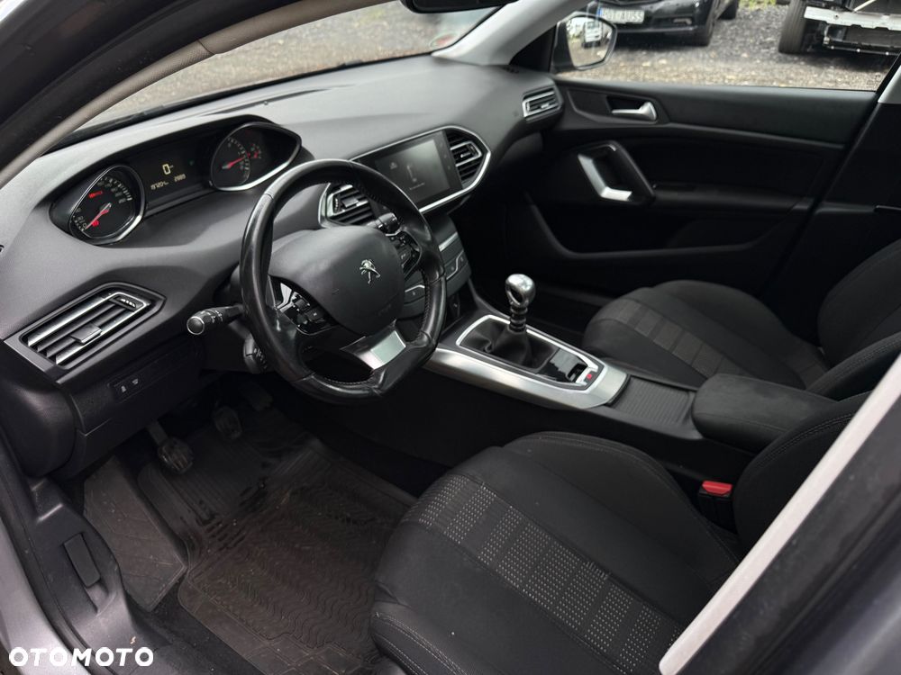 Peugeot 308 e-HDi 115 Stop & Start Allure - 14