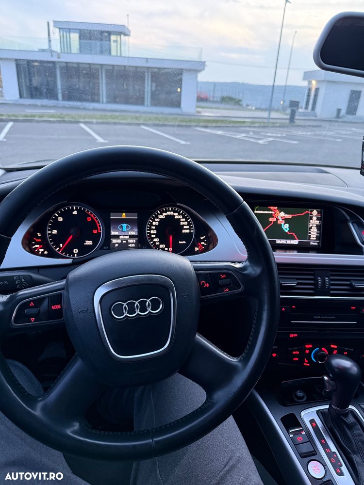 Audi A4 2.0 TDI Multitronic Avant - 25