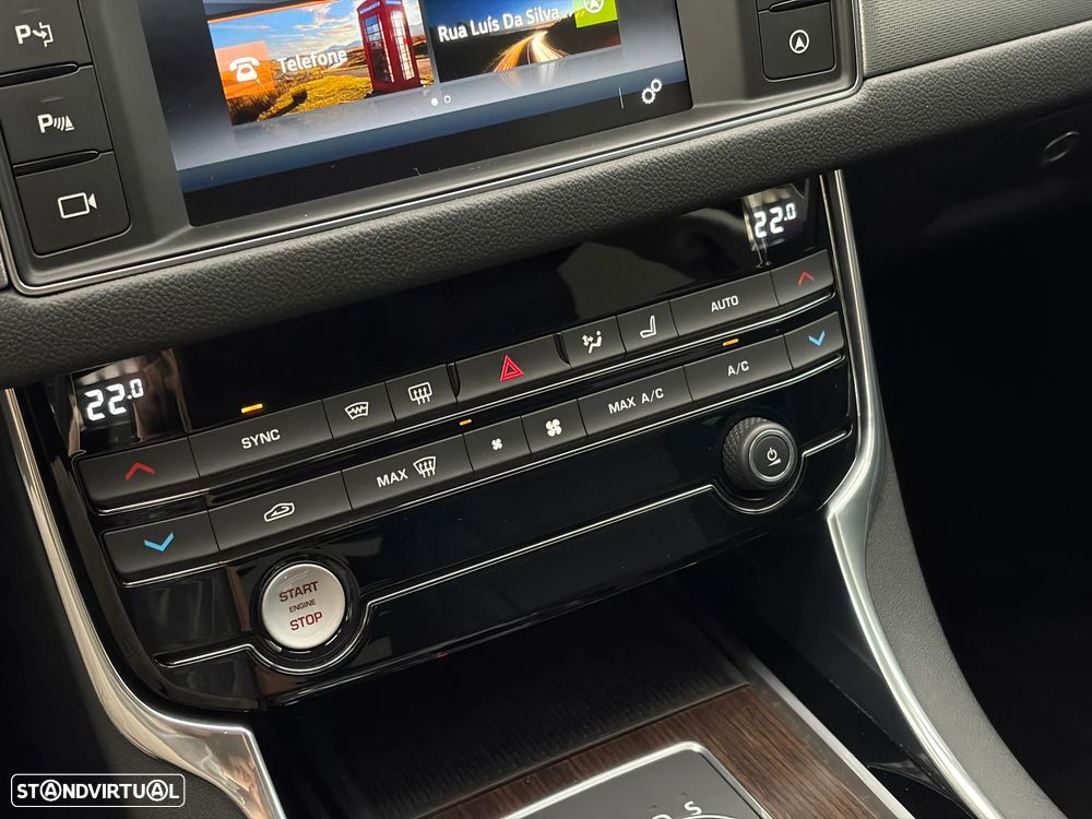 Jaguar XF 20d Aut. Prestige - 35