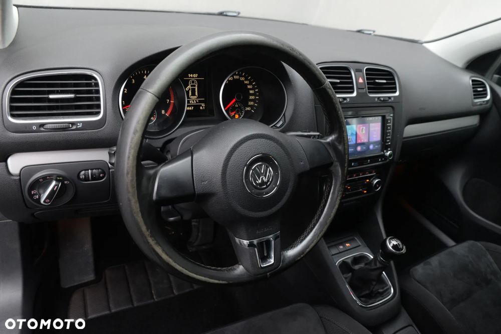 Volkswagen Golf 1.4 TSI Comfortline - 34