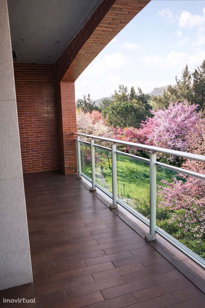 T3 em condomínio Privado com piscina e jardim | Box | Vista Piscina - Grande imagem: 2/20