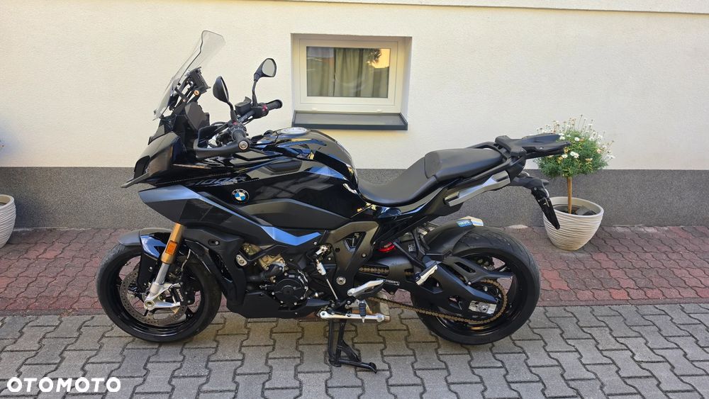 BMW XR - 12