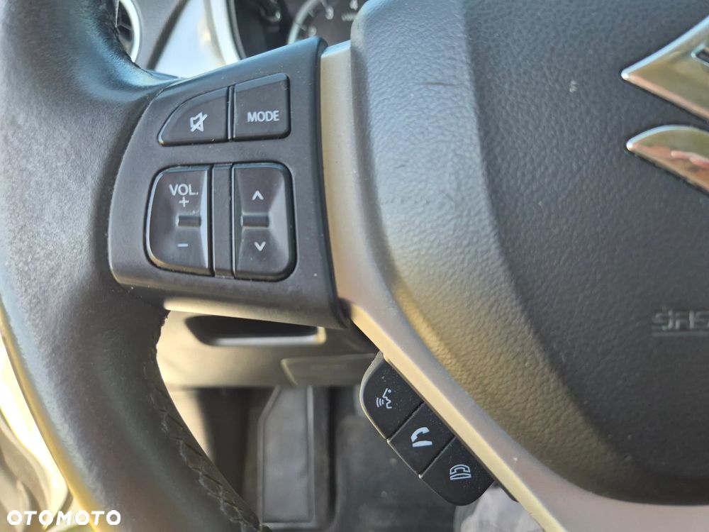 Suzuki Vitara 1.6 Premium 2WD - 20