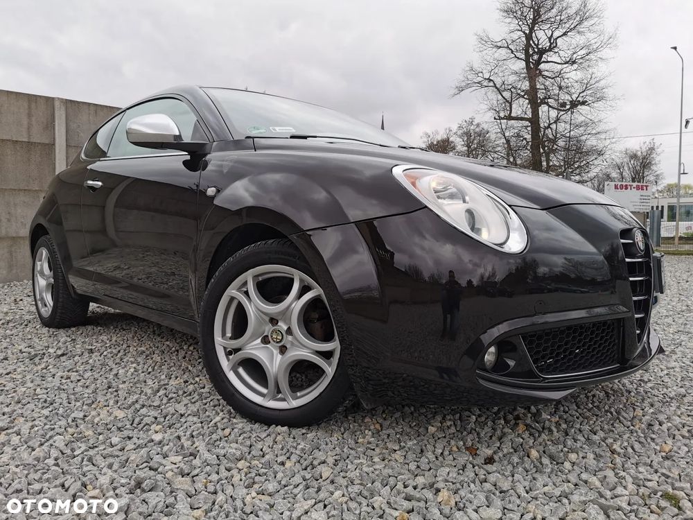 Alfa Romeo Mito - 25
