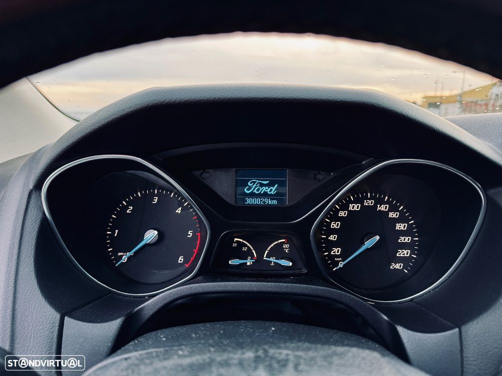 Ford Focus 1.6 TDCi Titanium - 8