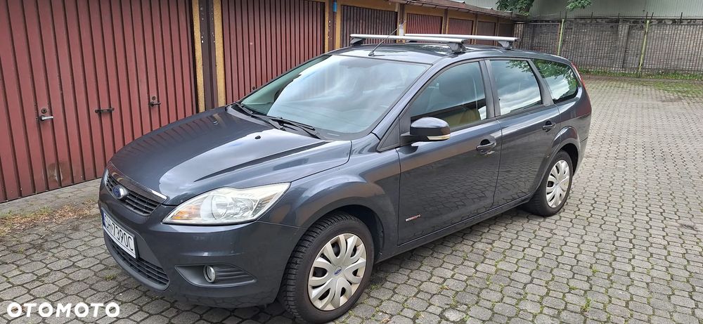Ford Focus 1.6 16V Trend - 1
