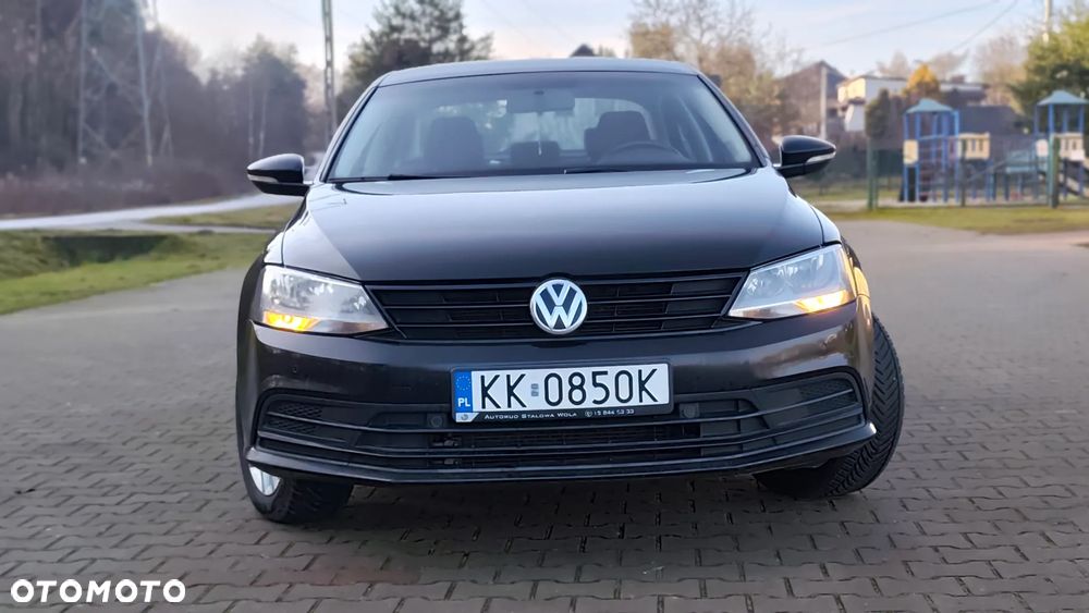 Volkswagen Jetta 2.0 TDI DPF BMT Trendline - 4