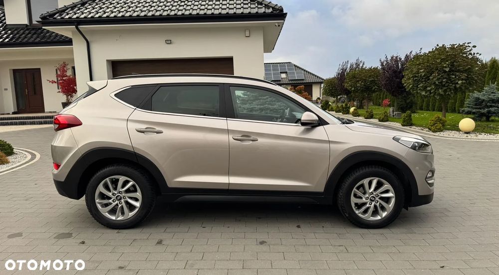 Hyundai Tucson blue 1.7 CRDi 2WD Trend - 8