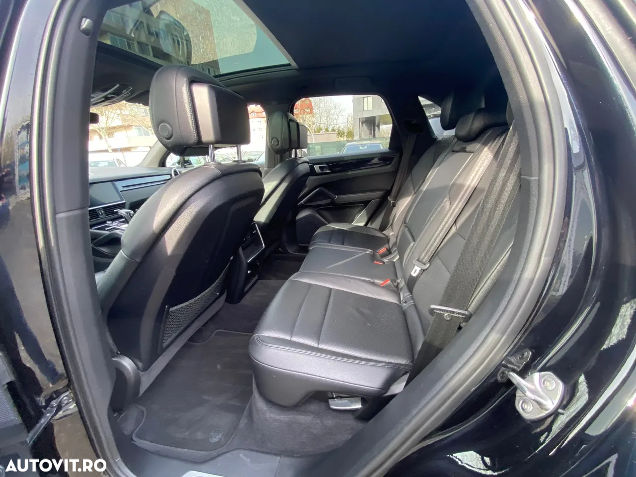 Porsche Cayenne Tiptronic S - 12