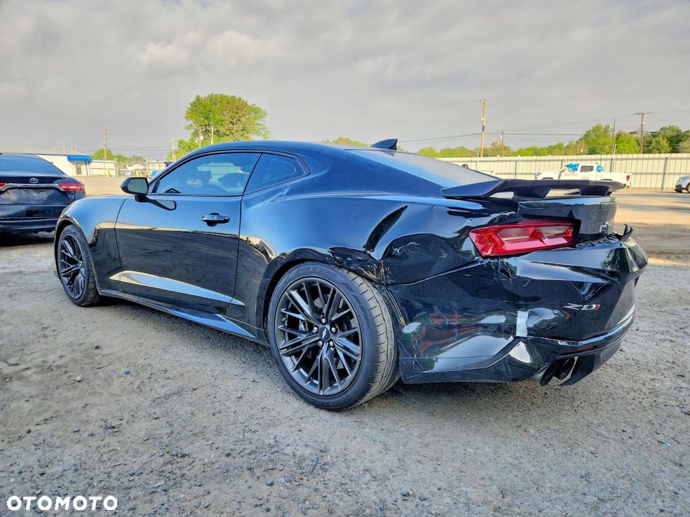 Chevrolet Camaro - 2