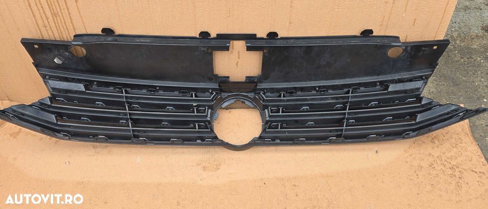 Grila radiator Vw Passat B8 2015 / 2016 / 2017 2018 - 4