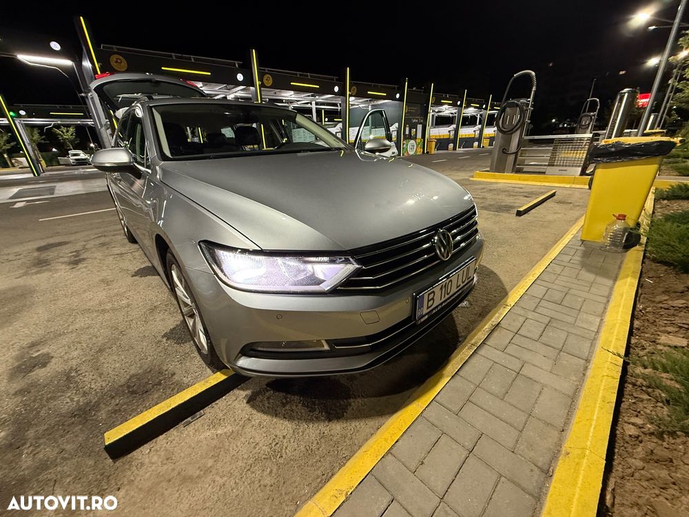 Volkswagen Passat 2.0 TDI DSG Highline - 20
