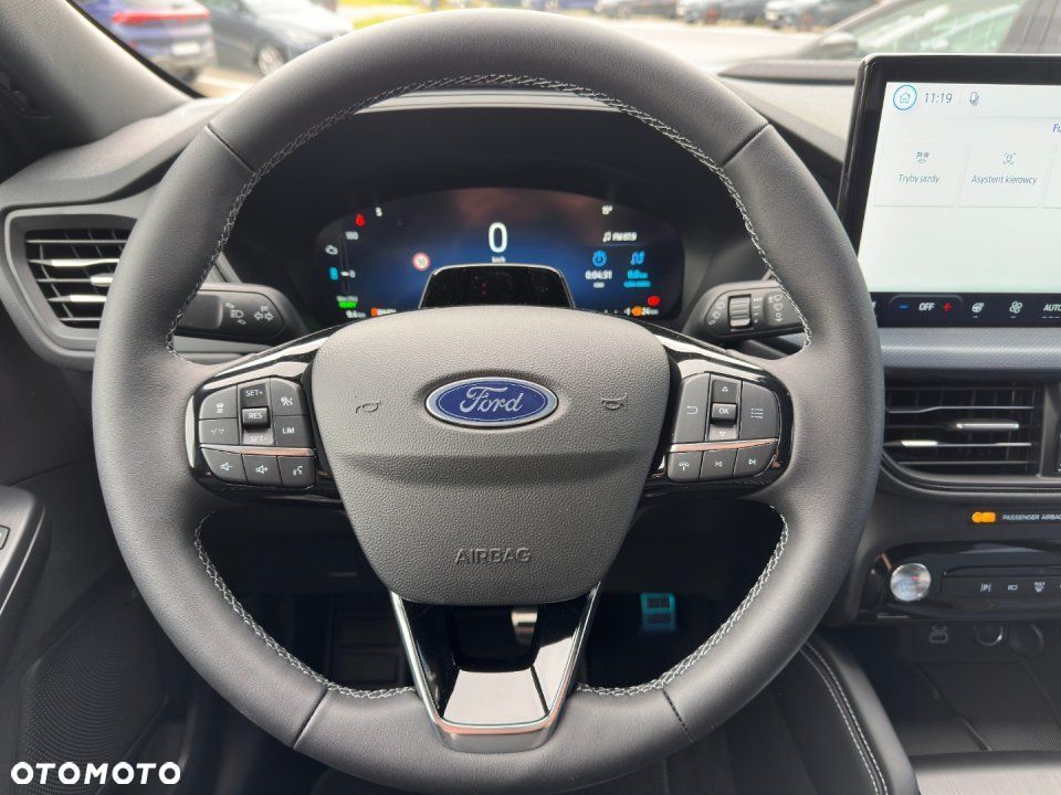 Ford Kuga - 16