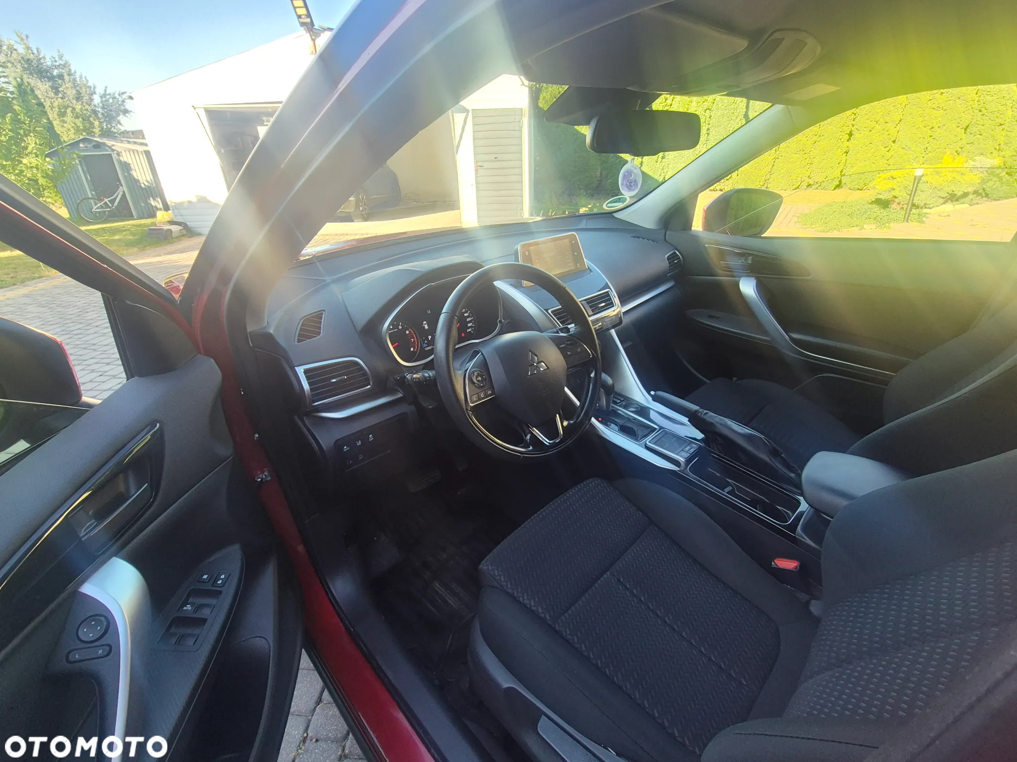 Mitsubishi Eclipse Cross 1.5 T-MIVEC ClearTec CVT 2WD Diamant Edition Plus - 13