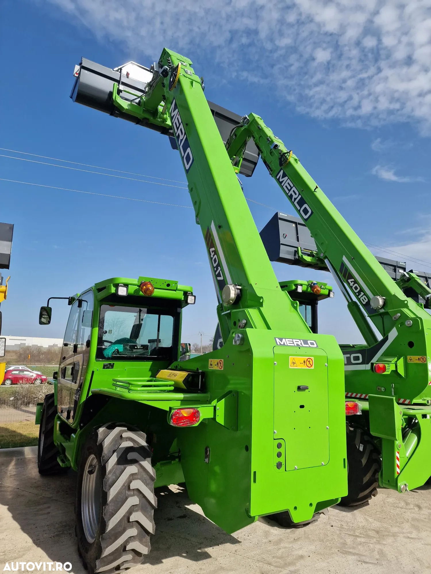 Merlo P40.17, inaltime ridicare 17m, ridica 4 tone primul tronson, Aer cond, garantie 1 an, posibilitate leasing 5 ani, produs in ITALIA, cale fata, cupa 1mc, furci PROMOTIE 103900 EUR+Tva - 26