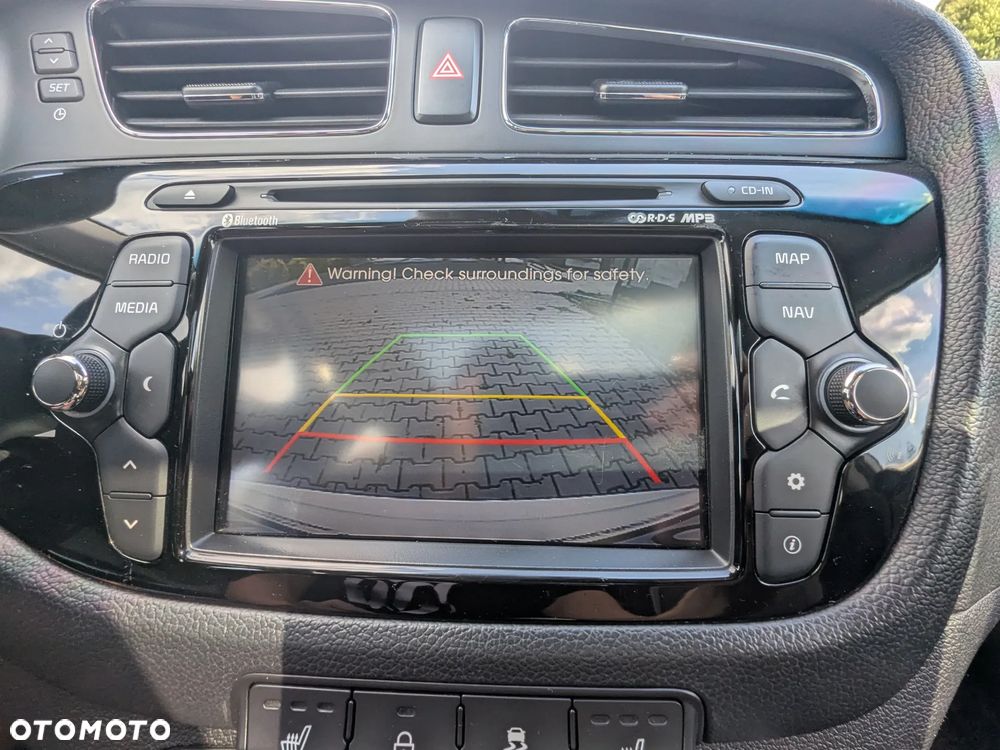 Kia Ceed 1.6 CRDi XL - 30