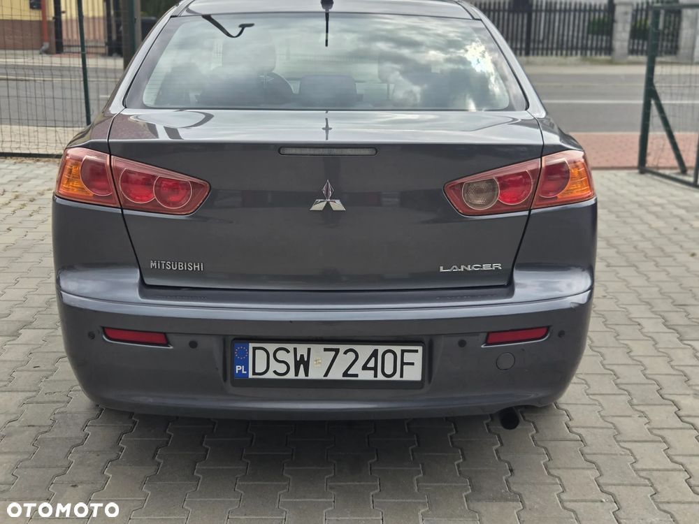 Mitsubishi Lancer 1.8 Invite - 12