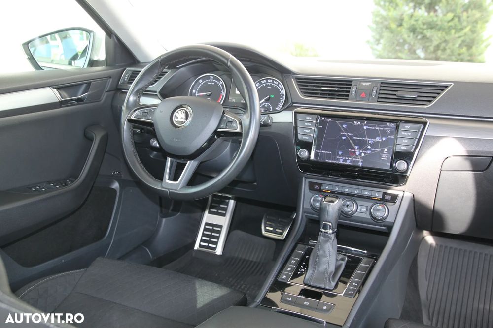 Skoda Superb 2.0 TDI DSG Sportline - 22