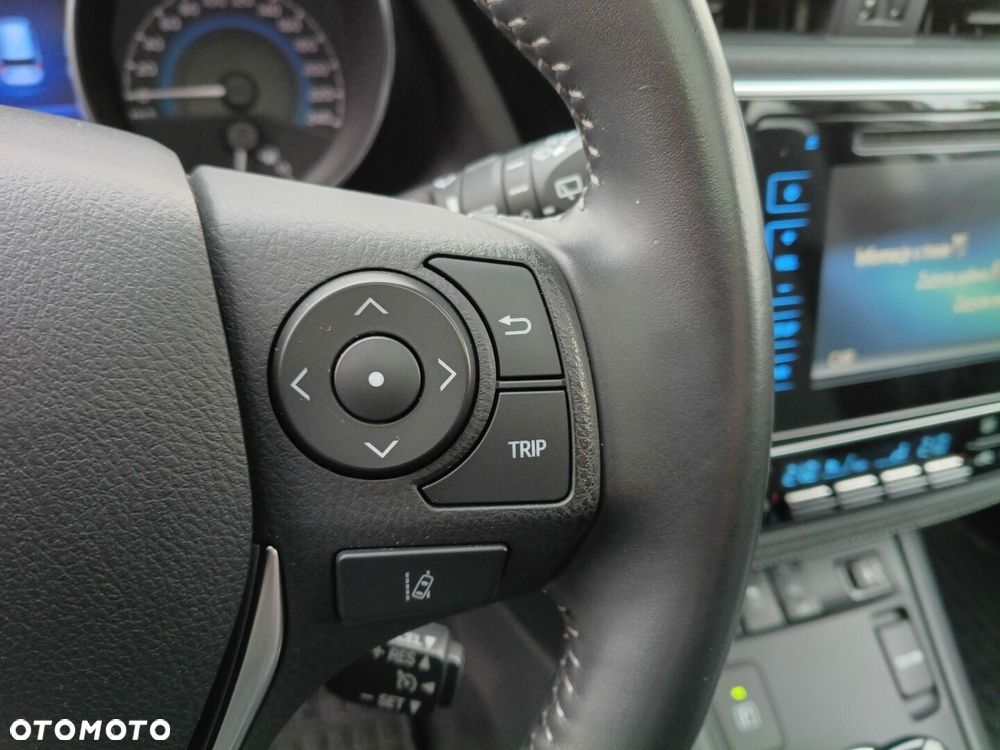 Toyota Auris - 14