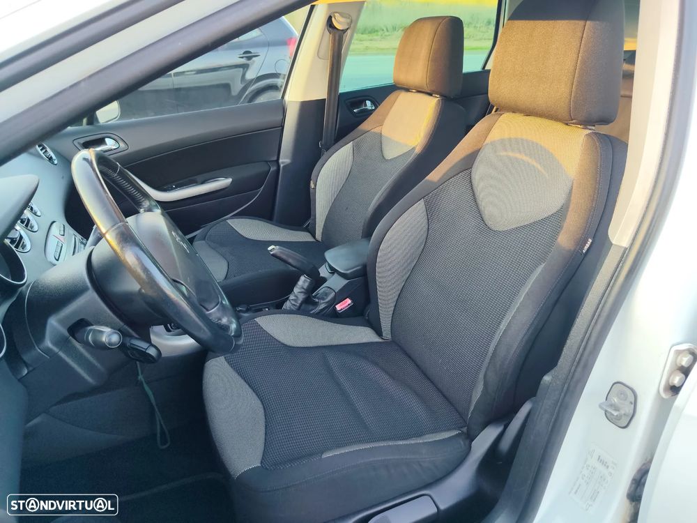 Peugeot 308 SW 1.6 HDi Executive - 7