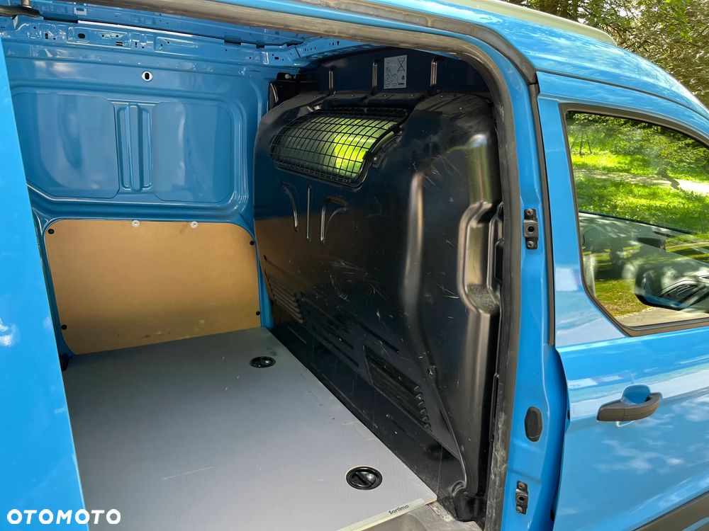 Ford Transit Connect - 11