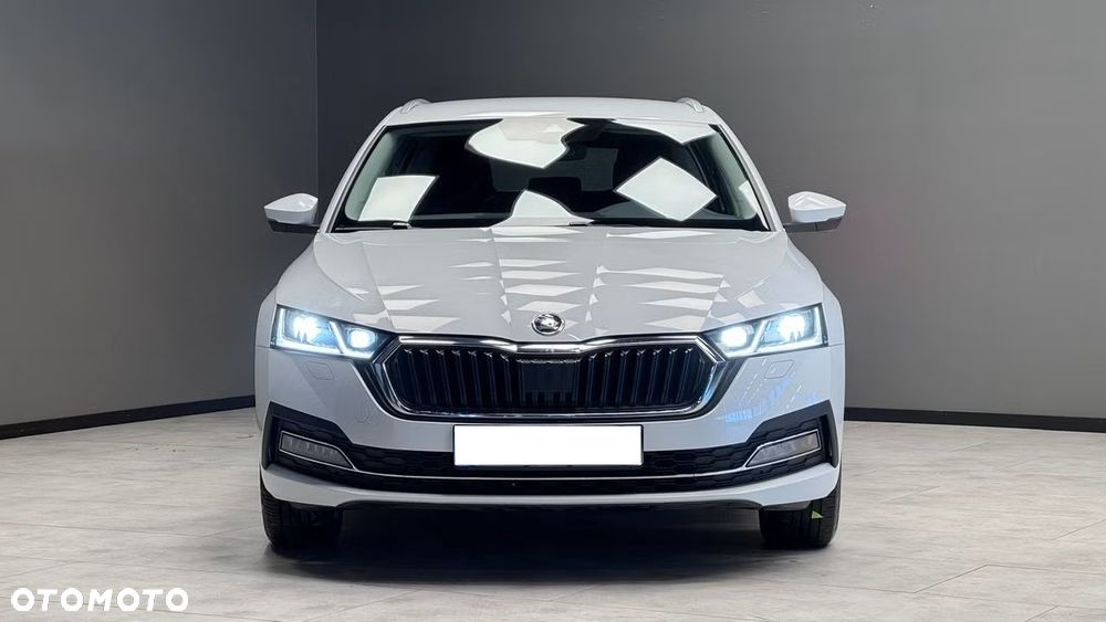 Skoda Octavia 2.0 TDI Selection DSG - 17