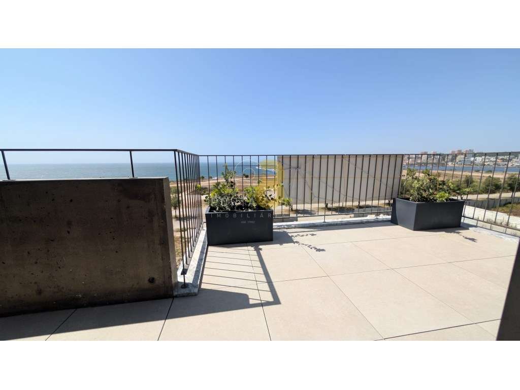 Apartamento T3 com terraço e vistas de mar inalteráveis - Gaia - Grande imagem: 2/12