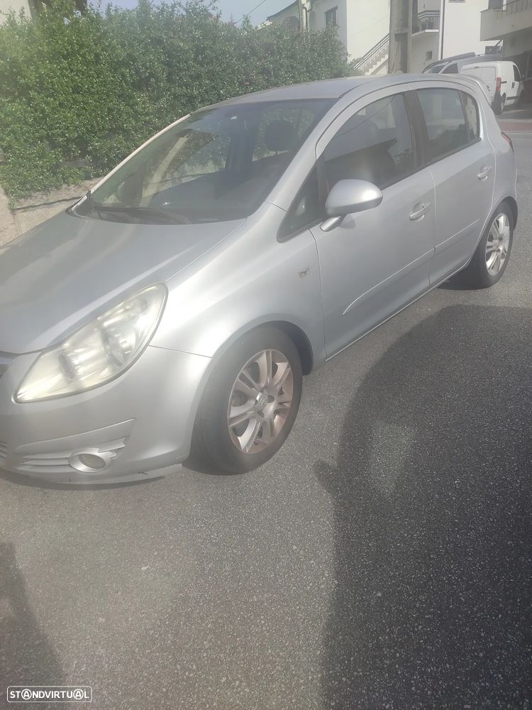 Opel Corsa 1.2 Enjoy - 2